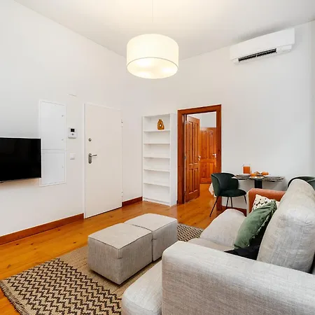 Whome Modern Comfort In Old Apartmán Lisboa